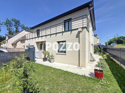 Maison - 139 m² - 6 pièces