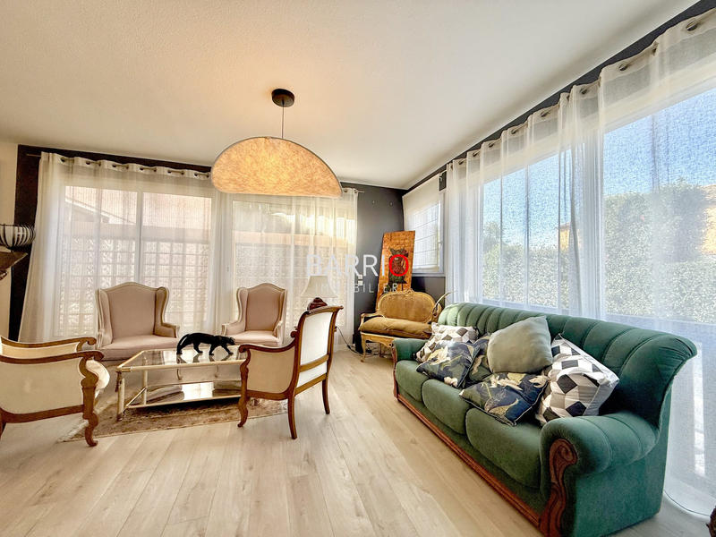 Appartement - 102 m² - 3 pièces