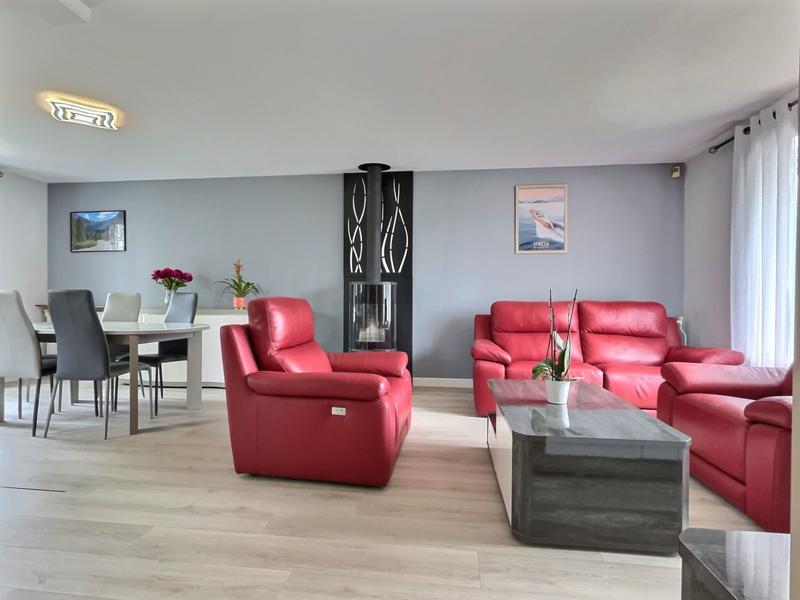 Maison - 115 m² - 6 pièces