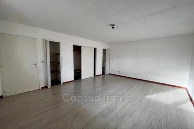 Maison - 180 m² - 5 pièces