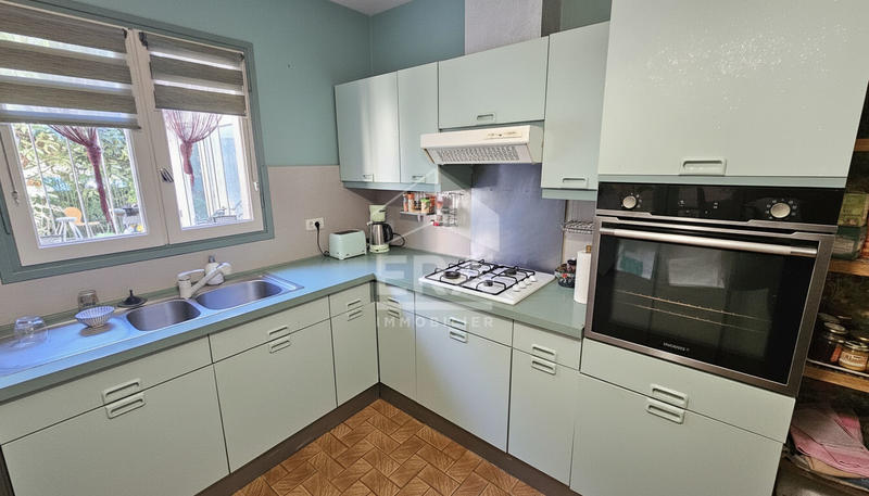 Maison - 140 m² - 5 pièces