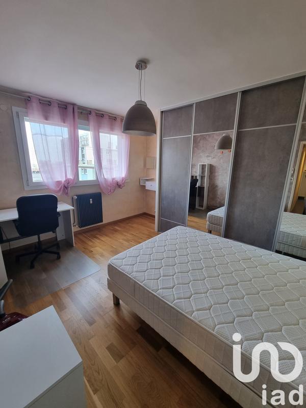 Appartement - 82 m² - 5 pièces