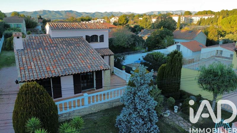 Maison - 105 m² - 4 pièces