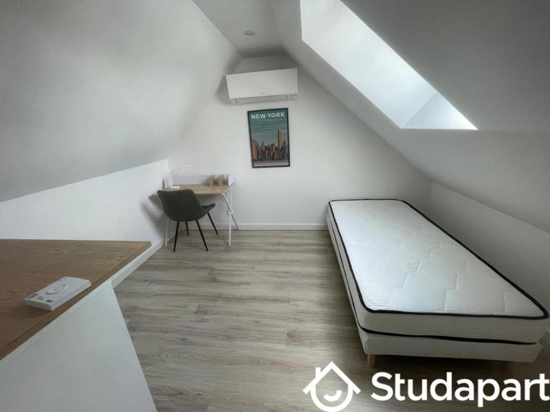 Chambre - 8 m² - 1 pièce