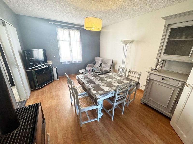 Maison - 137 m² - 6 pièces