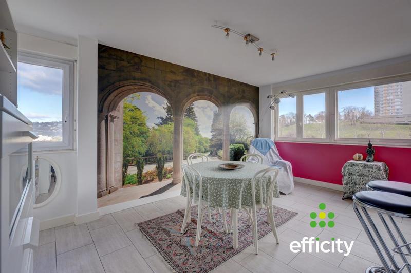 Appartement - 86 m² - 4 pièces