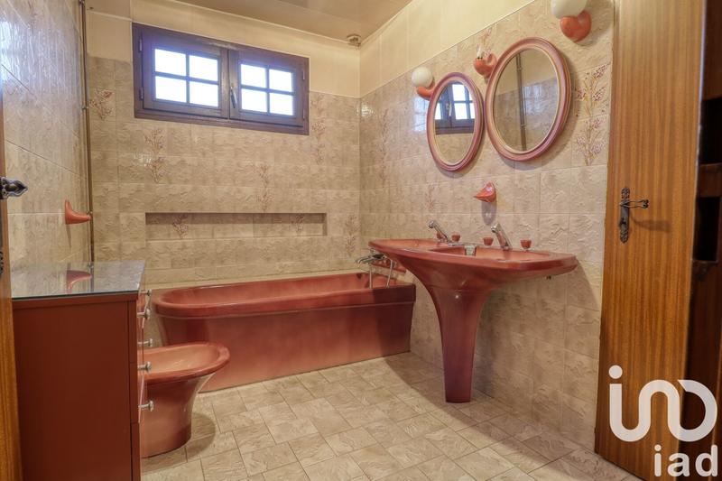 Maison - 189 m² - 6 pièces