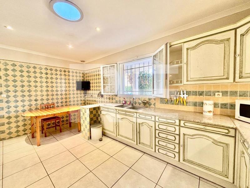 Maison traditionnelle - 116 m² - 6 pièces