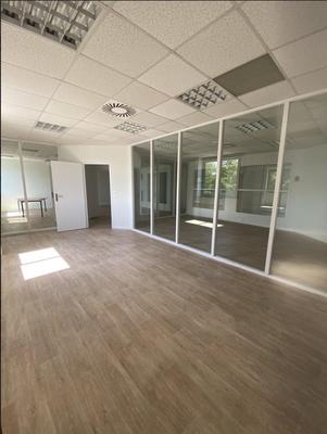 Bureau - 228 m²