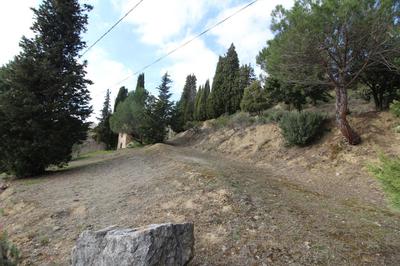 Terrain constructible - 1 515 m²