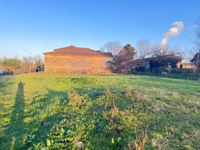 Terrain constructible - 871 m²