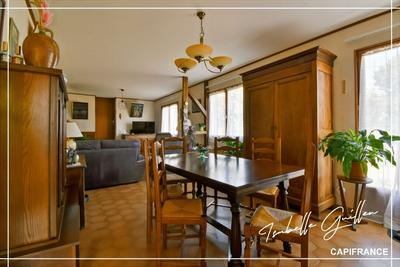 Maison - 102 m² - 4 pièces