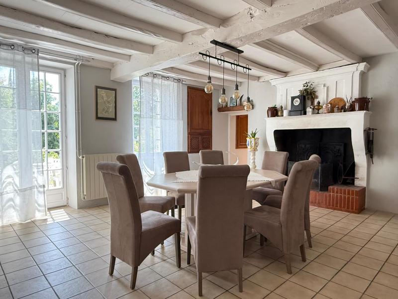 Maison - 195 m² - 6 pièces