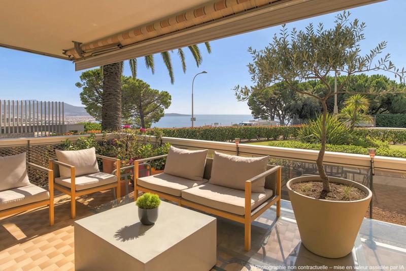 Appartement - 98 m² - 4 pièces