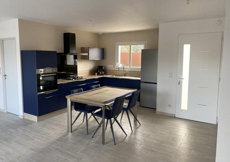 Maison - 100 m² - 4 pièces