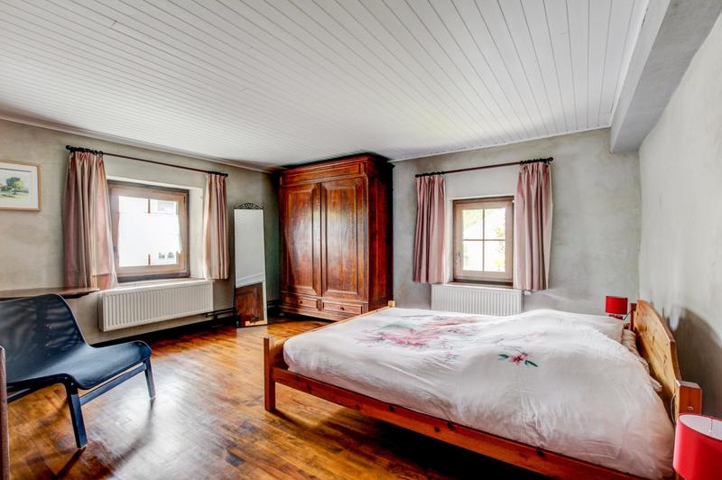 Ferme - 325 m² - 8 pièces