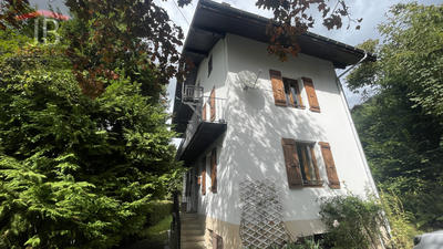 Maison - 176 m² - 6 pièces