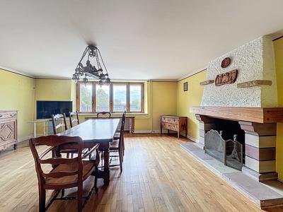 Maison - 147 m² - 7 pièces