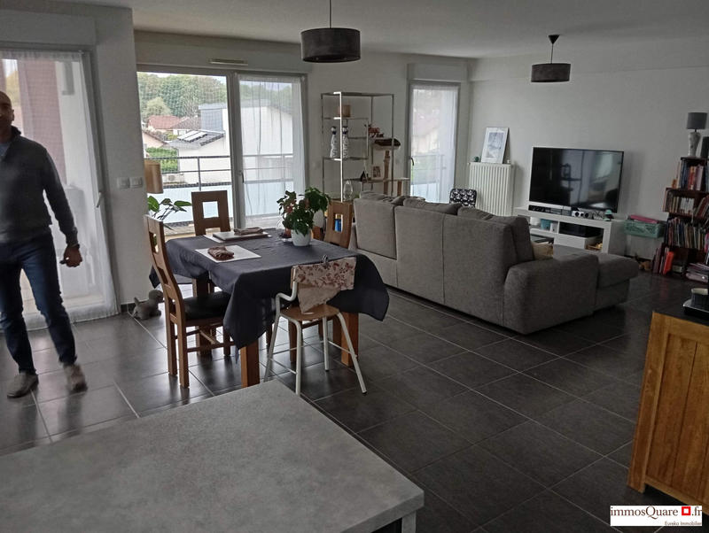 Appartement - 89 m² - 3 pièces