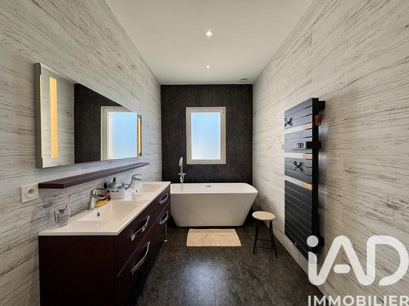 Maison - 172 m² - 6 pièces