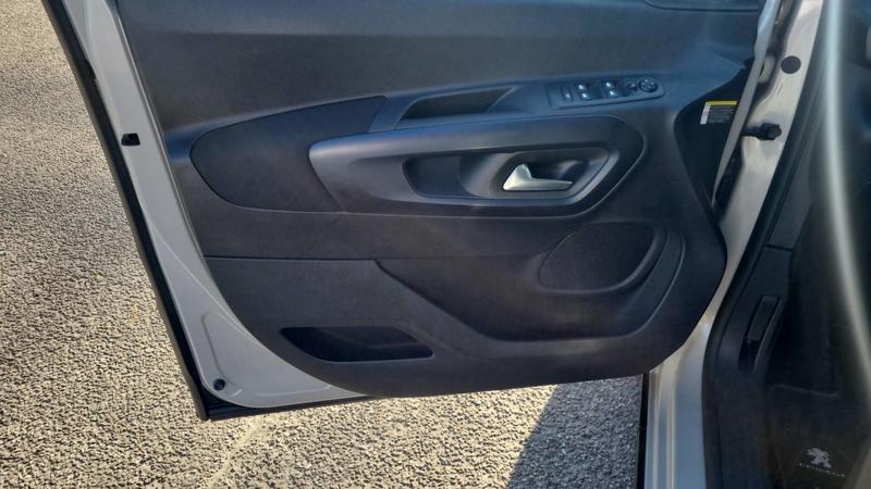 Peugeot Rifter 1.5 BlueHDi 130 Allure