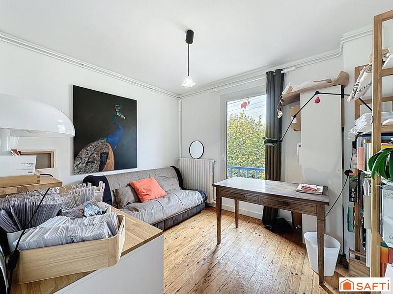 Maison - 180 m² - 8 pièces