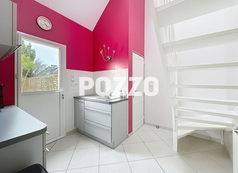 Maison - 176 m² - 10 pièces