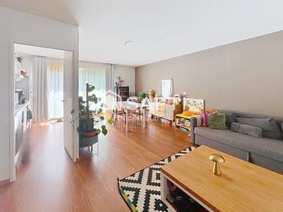 Appartement - 93 m² - 4 pièces