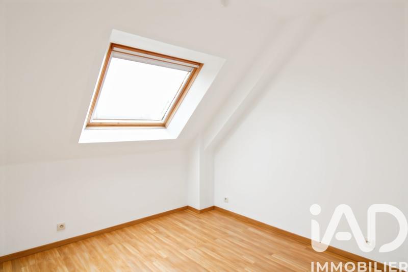 Maison - 93 m² - 5 pièces