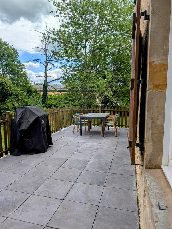 Maison - 225 m² - 6 pièces