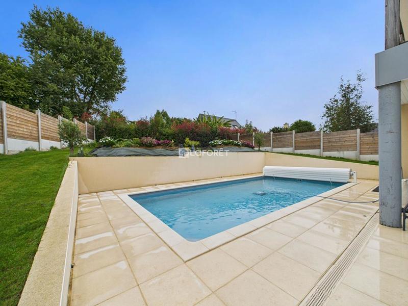 Maison - 163 m² - 6 pièces