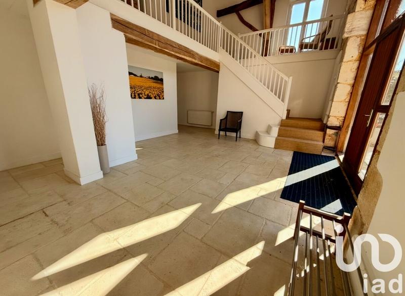 Maison - 332 m² - 11 pièces