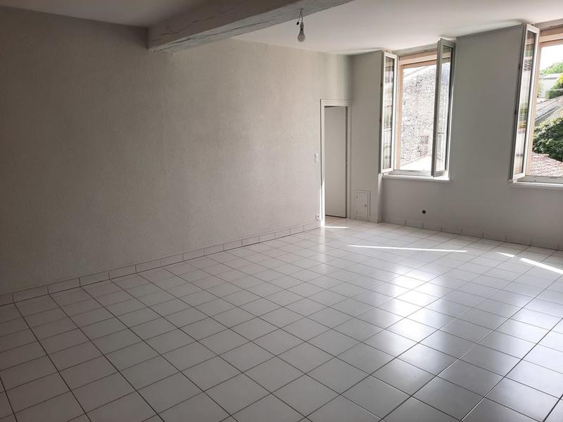 Appartement - 79 m² - 4 pièces