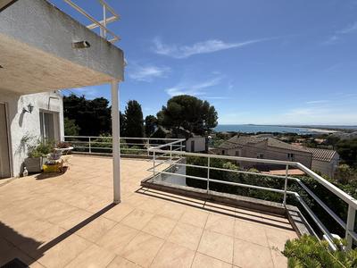 Maison - 170 m² - 5 pièces