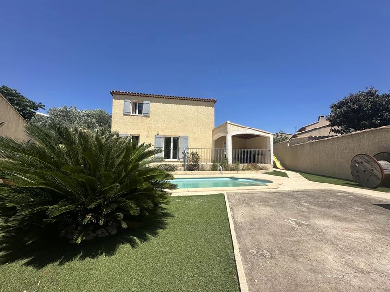 Maison - 118 m² - 5 pièces