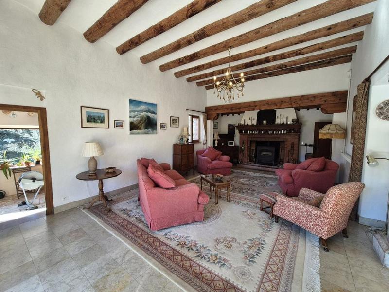 Demeure - 308 m² - 10 pièces