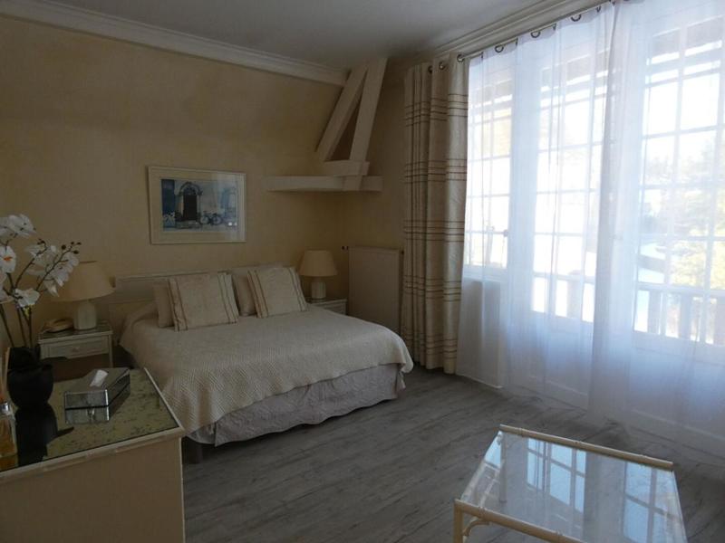 Demeure - 16 pièces