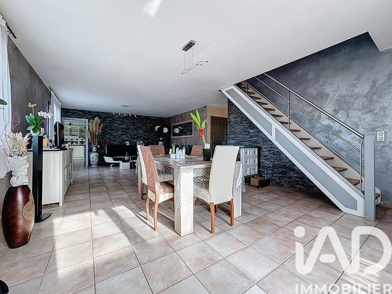 Maison - 155 m² - 6 pièces