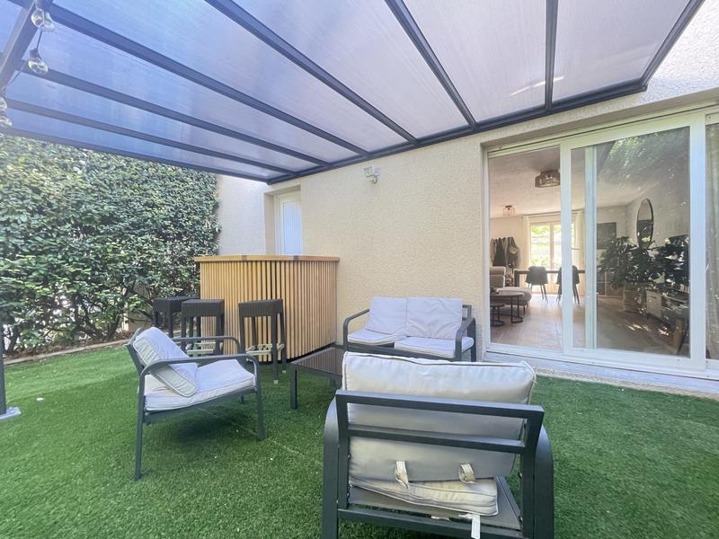 Maison contemporaine - 101 m² - 4 pièces