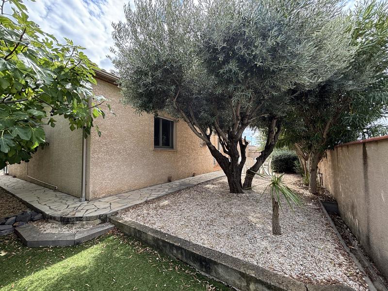 Maison - 96 m² - 4 pièces