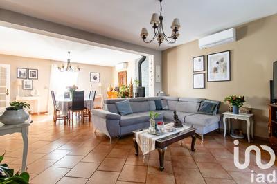 Maison - 110 m² - 6 pièces