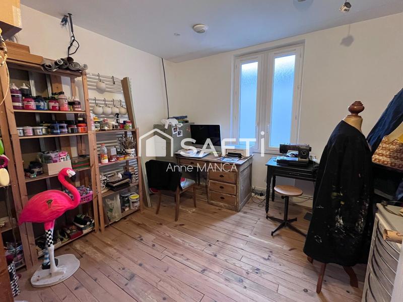 Maison - 220 m² - 7 pièces