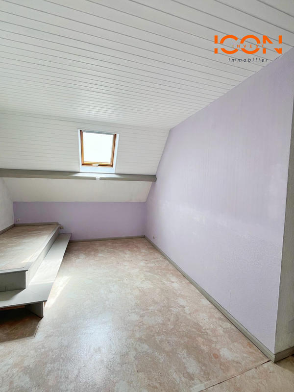 Maison - 190 m² - 8 pièces