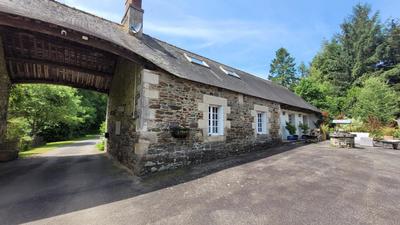 Propriété - 535 m² - 22 pièces