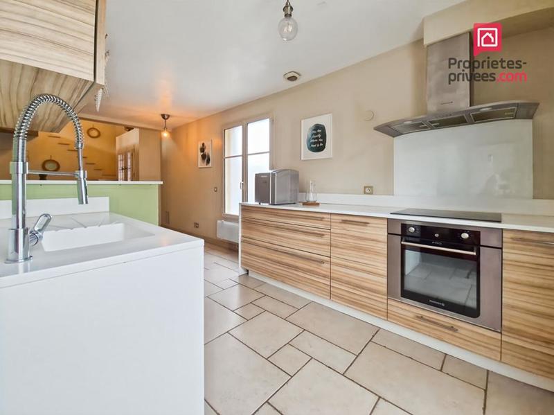 Maison - 177 m² - 7 pièces