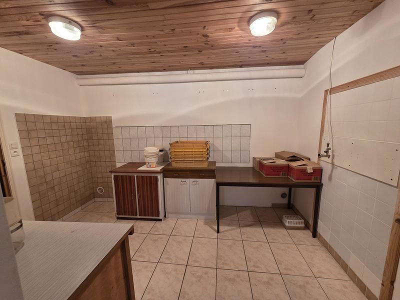 Maison - 300 m² - 6 pièces