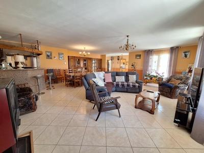 Villa - 160 m² - 6 pièces
