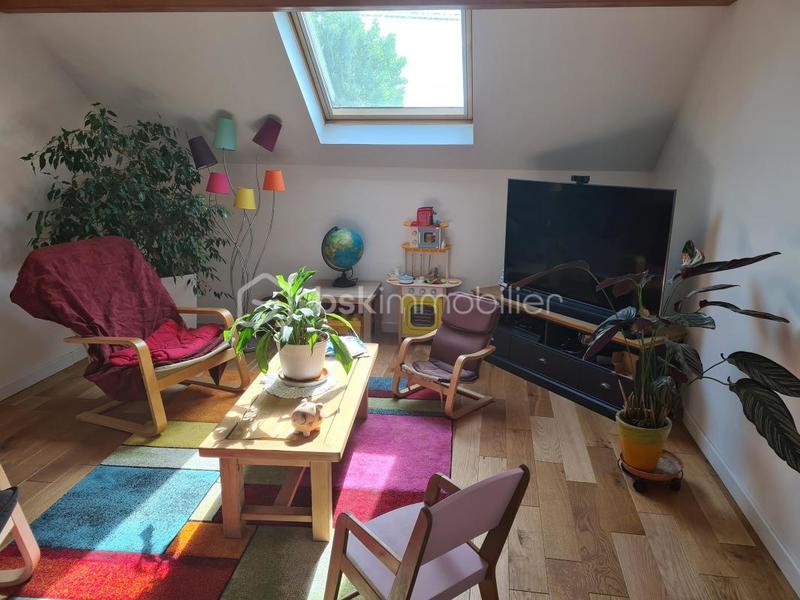 Maison - 151 m² - 8 pièces