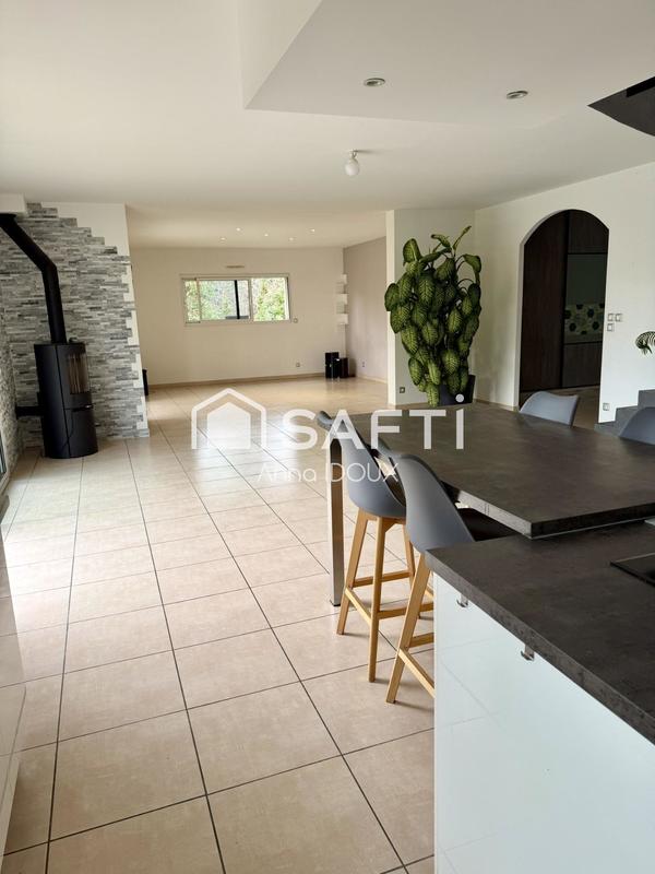 Villa - 176 m² - 7 pièces