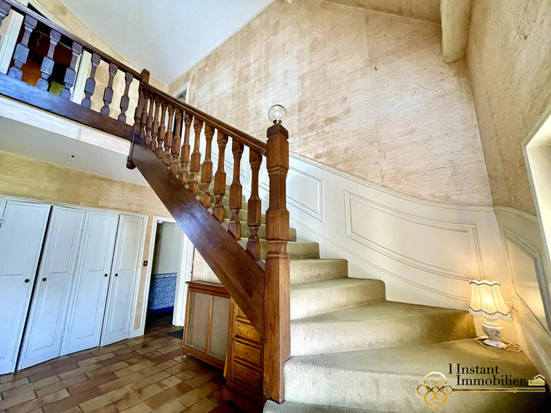 Maison - 206 m² - 8 pièces